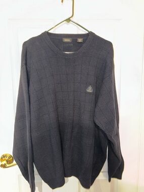 Izod Men's Black Crewneck Sweater with Grid Knit